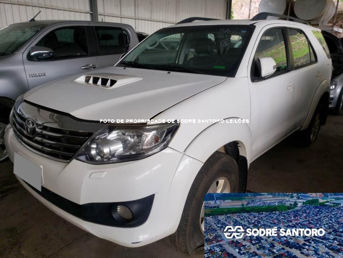 TOYOTA HILUX SW4 14/14