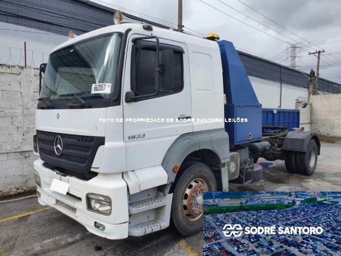 MERCEDES BENZ AXOR 1933 06/06