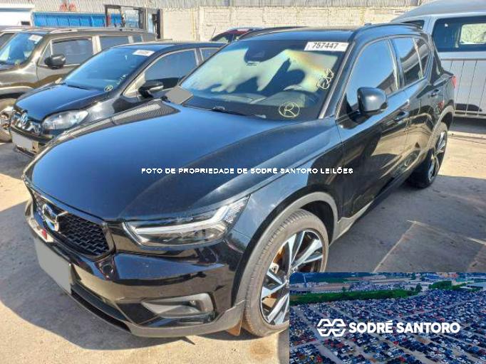 VOLVO XC40 19/20