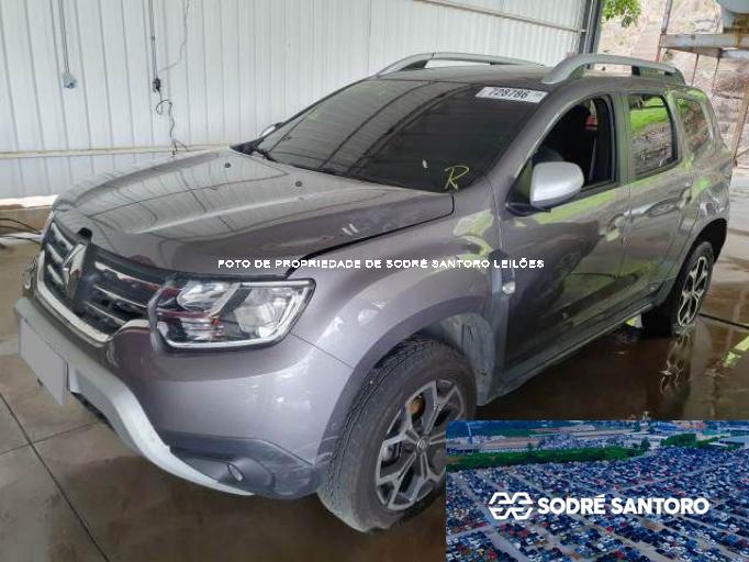 RENAULT DUSTER 21/21