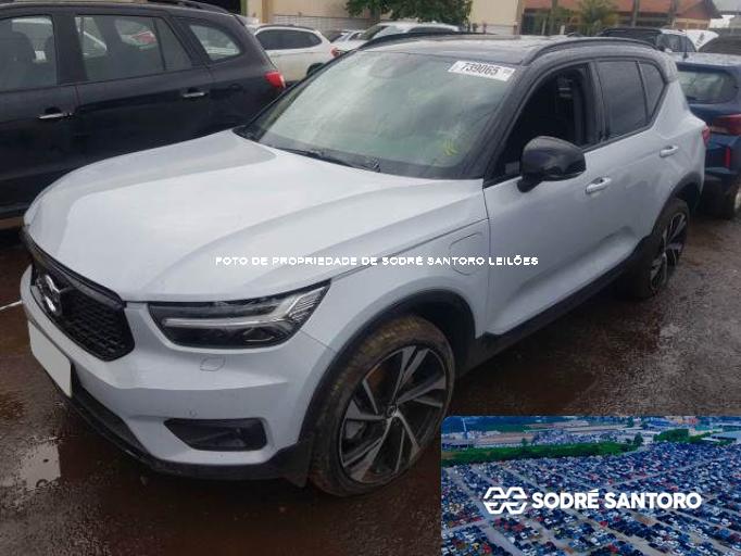 VOLVO XC40 21/21