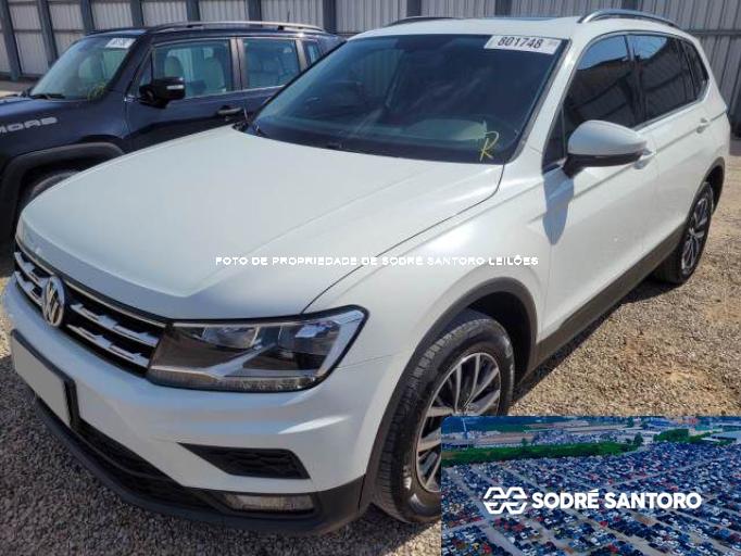 VOLKSWAGEN TIGUAN 20/20