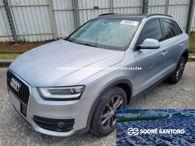 AUDI Q3 15/16 