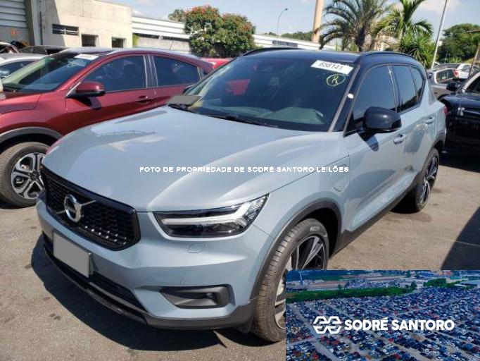 VOLVO XC40 21/21