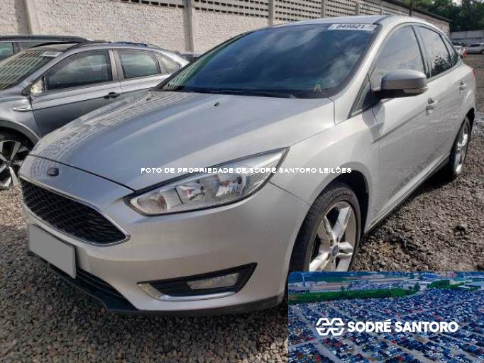 FORD FOCUS FASTBACK 15/16