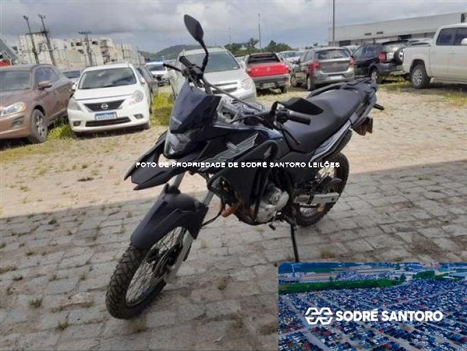 HONDA XRE 300 ABS 19/19