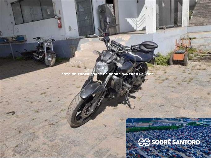 YAMAHA MT-07 18/18